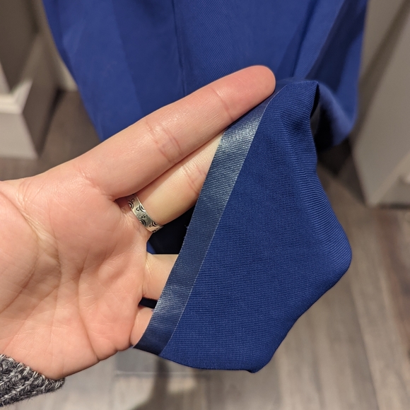 Front Zip Japanese GoWeave Dress - Picture 4 of 6